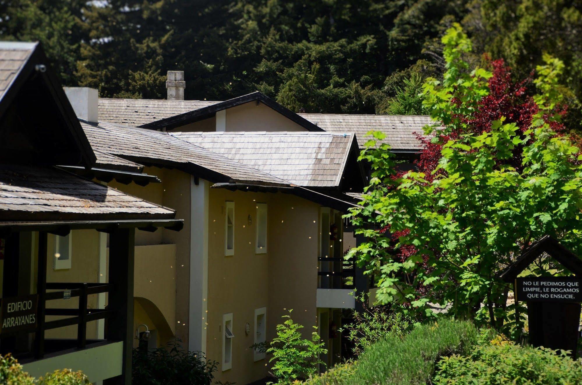 Residencia Pioneros Apartment San Carlos de Bariloche Exterior photo